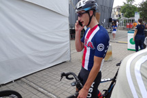 Le cycliste Lucas Bourgoyne de l'équipe nationale des États-Unis